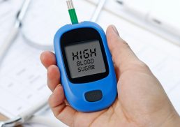 دیابت نوع دو چیست؟ دیابت بزرگسالان یا قند خون غیروابسته به انسولین